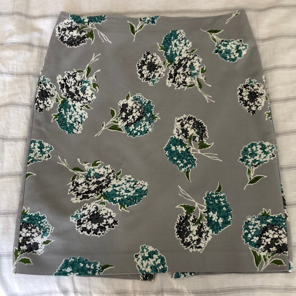Ann Taylor Hydrangea Pencil Skirt